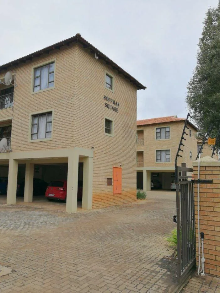 1 Bedroom Apartment / flat for sale in Potchefstroom North