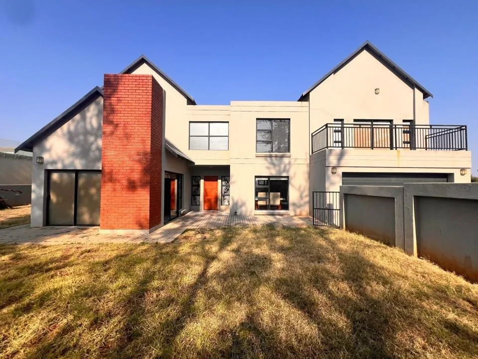 4 Bedroom House for sale in Leloko Lifestyle & Eco Estate