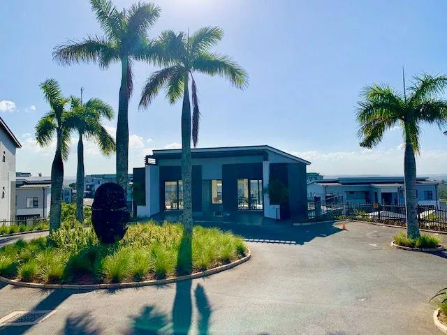 2 Bedroom Apartment / flat to rent in North Point