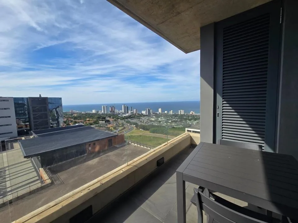 2 Bedroom Apartment / flat to rent in Umhlanga Central