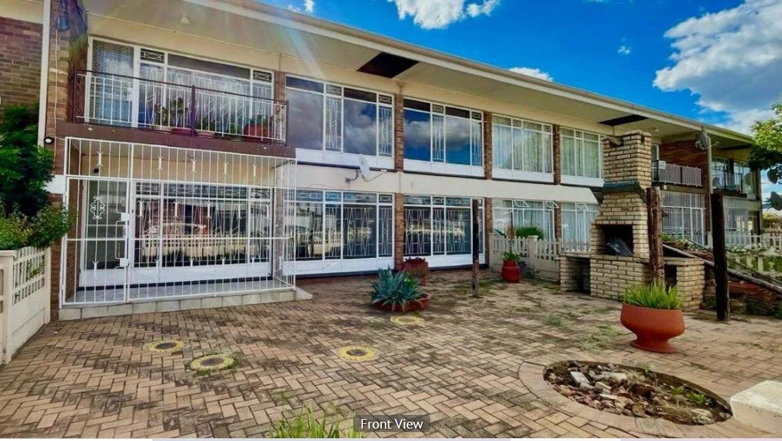 2 Bedroom Apartment / flat for sale in Flamwood