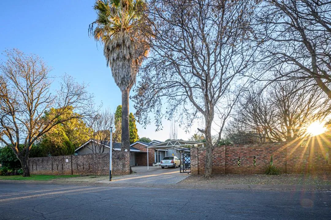 4 Bedroom House for sale in Baillie Park