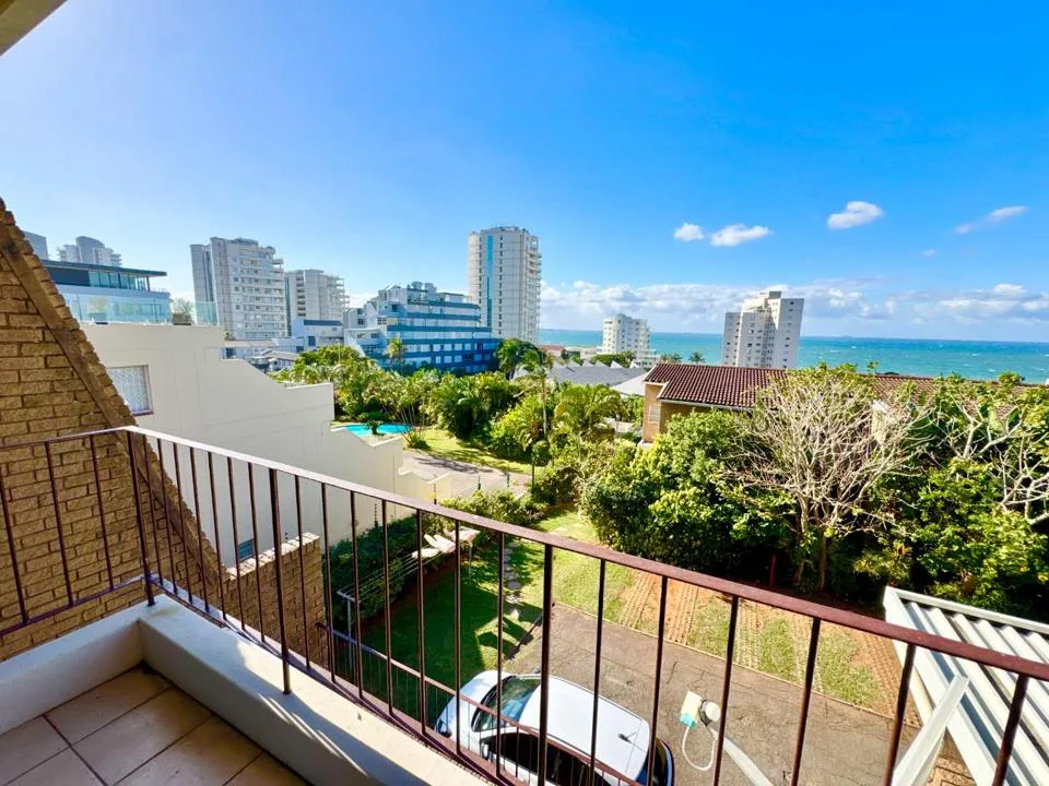 3 Bedroom Apartment / flat to rent in Umhlanga Central