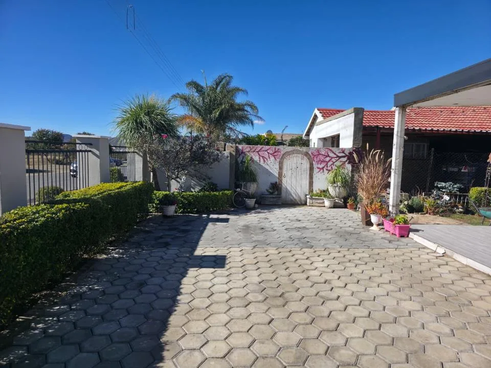 3 Bedroom House to rent in Acaciaville