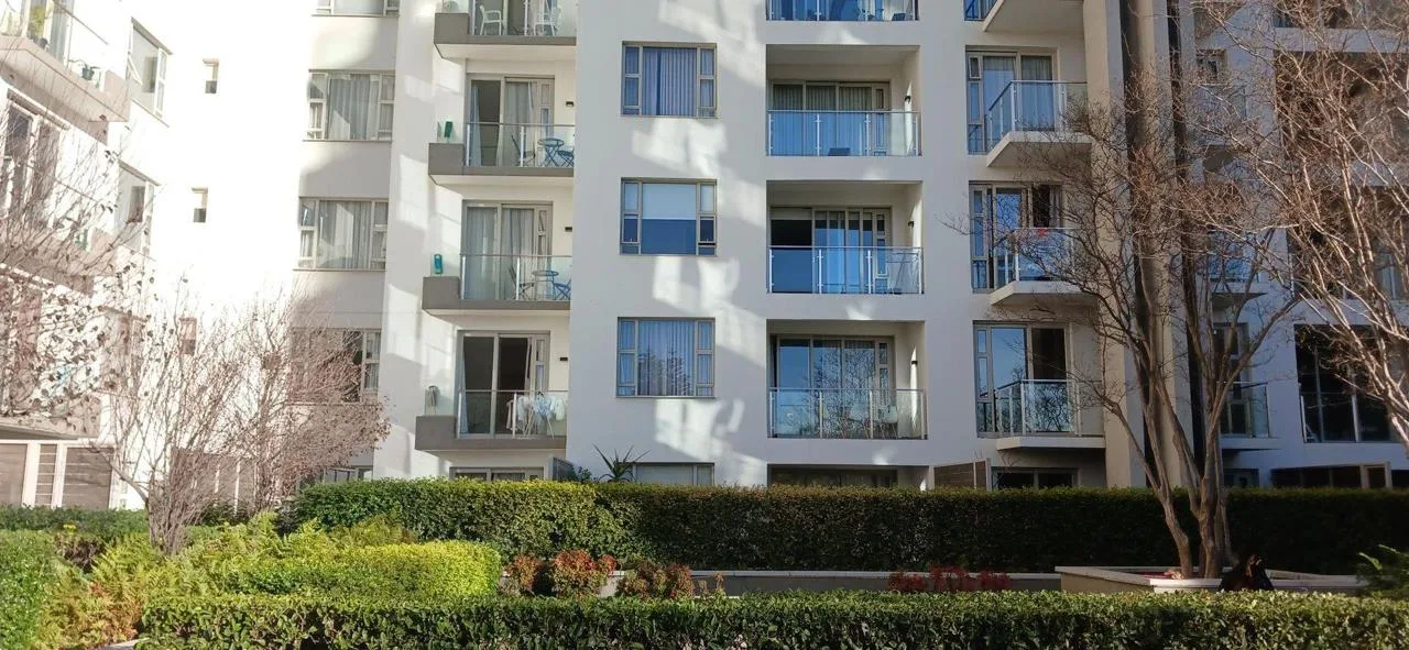 2 Bedroom Apartment / flat to rent in Rosebank