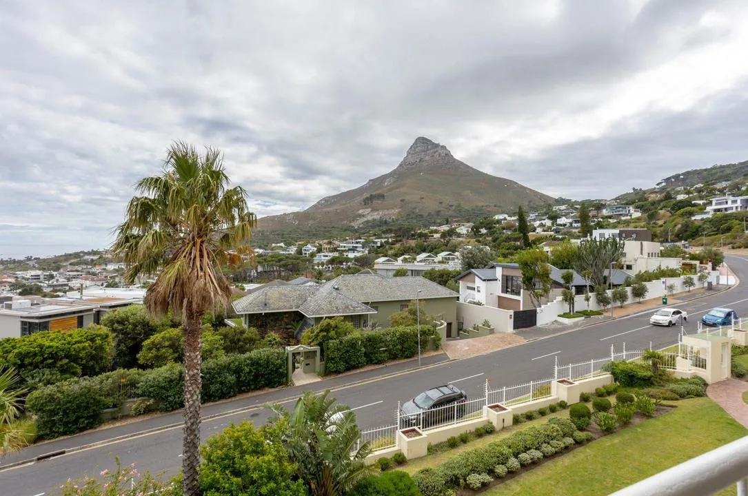 2.5 Bedroom Apartment / flat to rent in Camps Bay