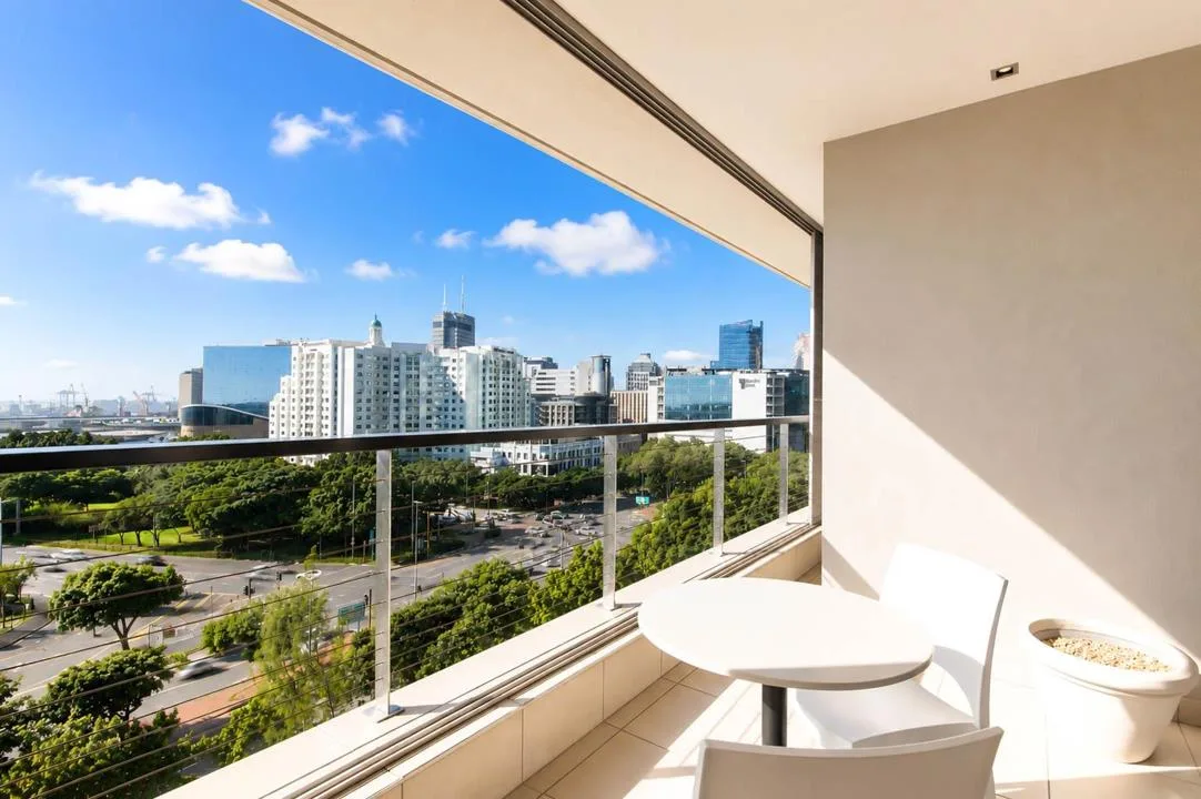2 Bedroom Apartment / flat to rent in De Waterkant
