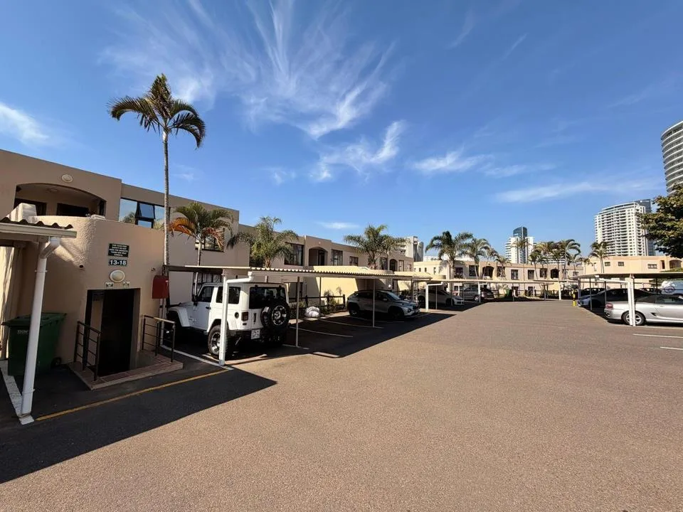 2 Bedroom Apartment / flat to rent in Umhlanga Central