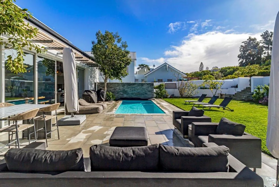 7 Bedroom House to rent in Schonenberg