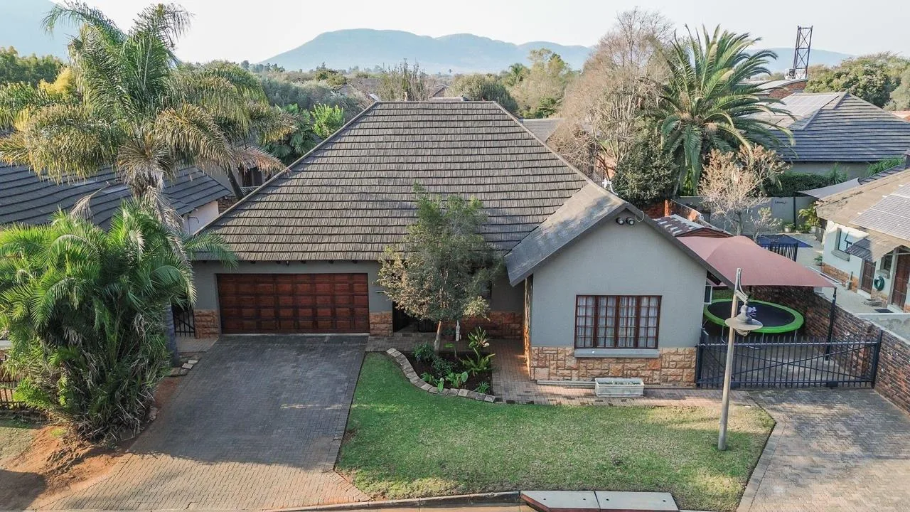 3 Bedroom House for sale in Melodie