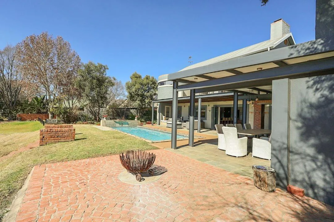 5 Bedroom House for sale in The Coves