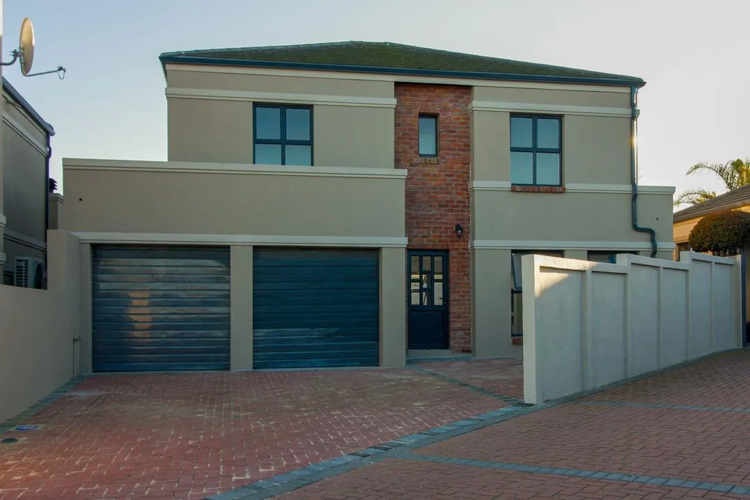 4 Bedroom Townhouse to rent in Goedemoed