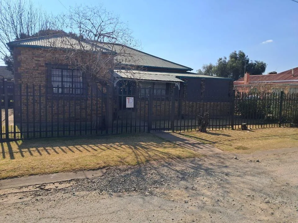 3 Bedroom House for sale in Ventersdorp