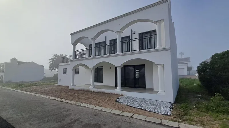 3 Bedroom House to rent in Shelley Point