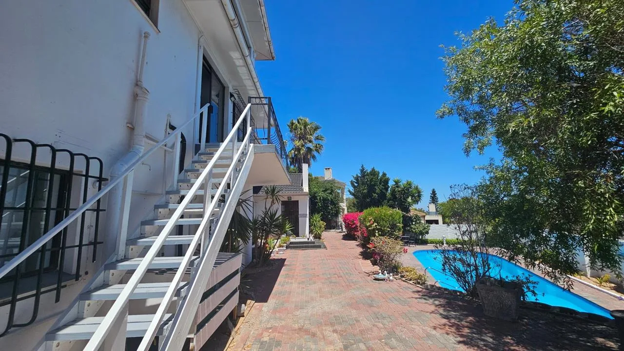 3 Bedroom Apartment / flat to rent in Country Club