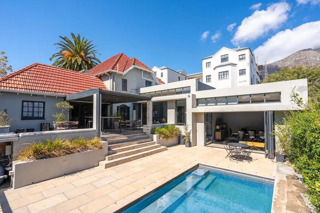 8 Bedroom House to rent in Woodstock