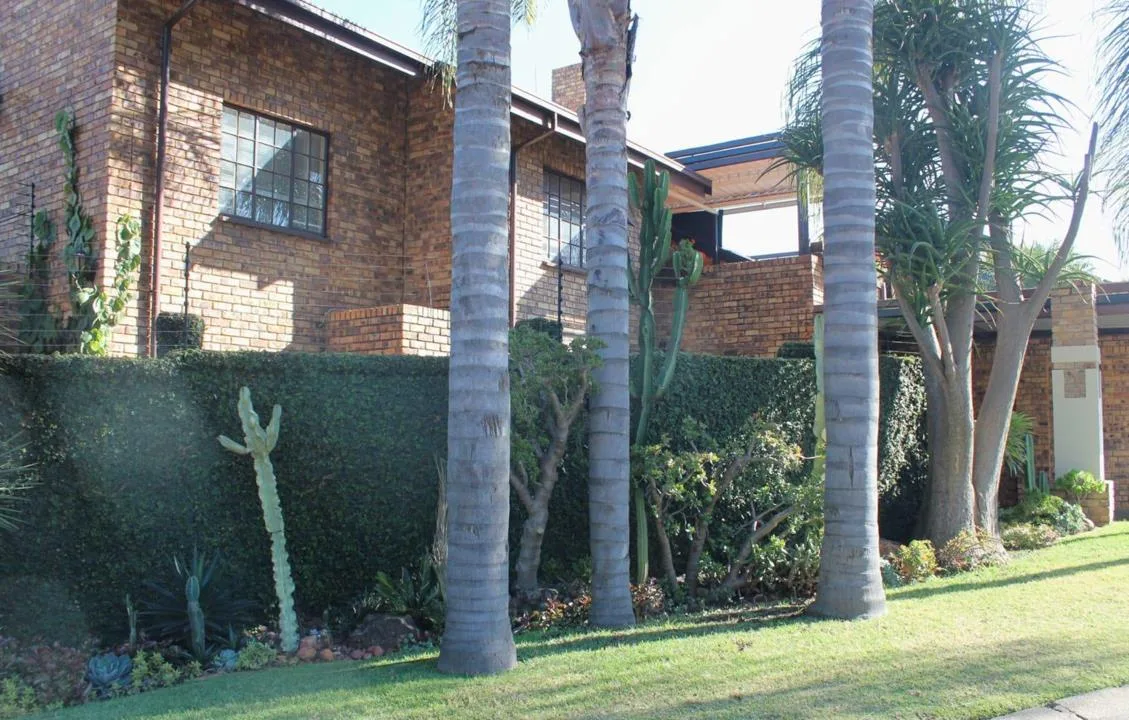 2 Bedroom Apartment / flat to rent in Zwartkop