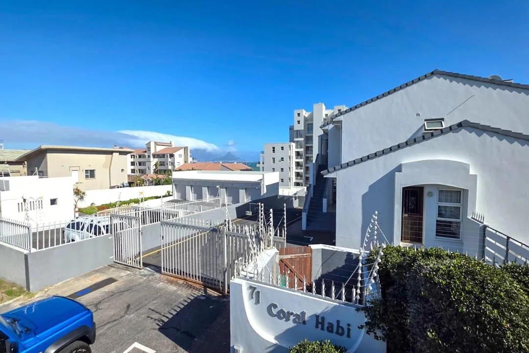 3 Bedroom Apartment / flat to rent in Bloubergrant
