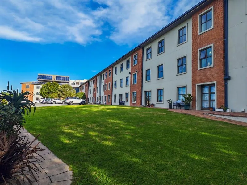0.5 Bedroom Apartment / flat to rent in Oakglen