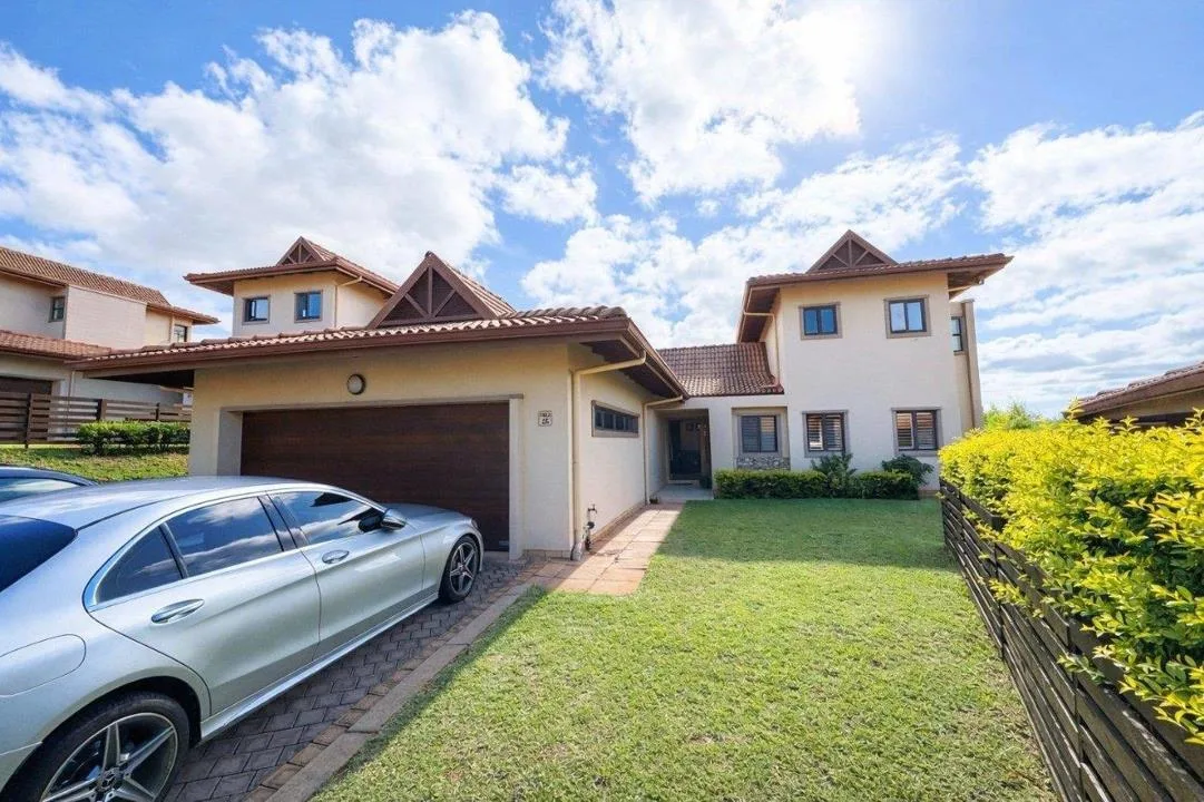 3 Bedroom Townhouse to rent in Izinga Estate