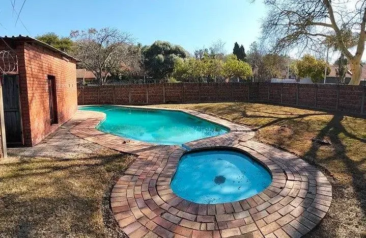 Apartment / flat for sale in Elandsrand