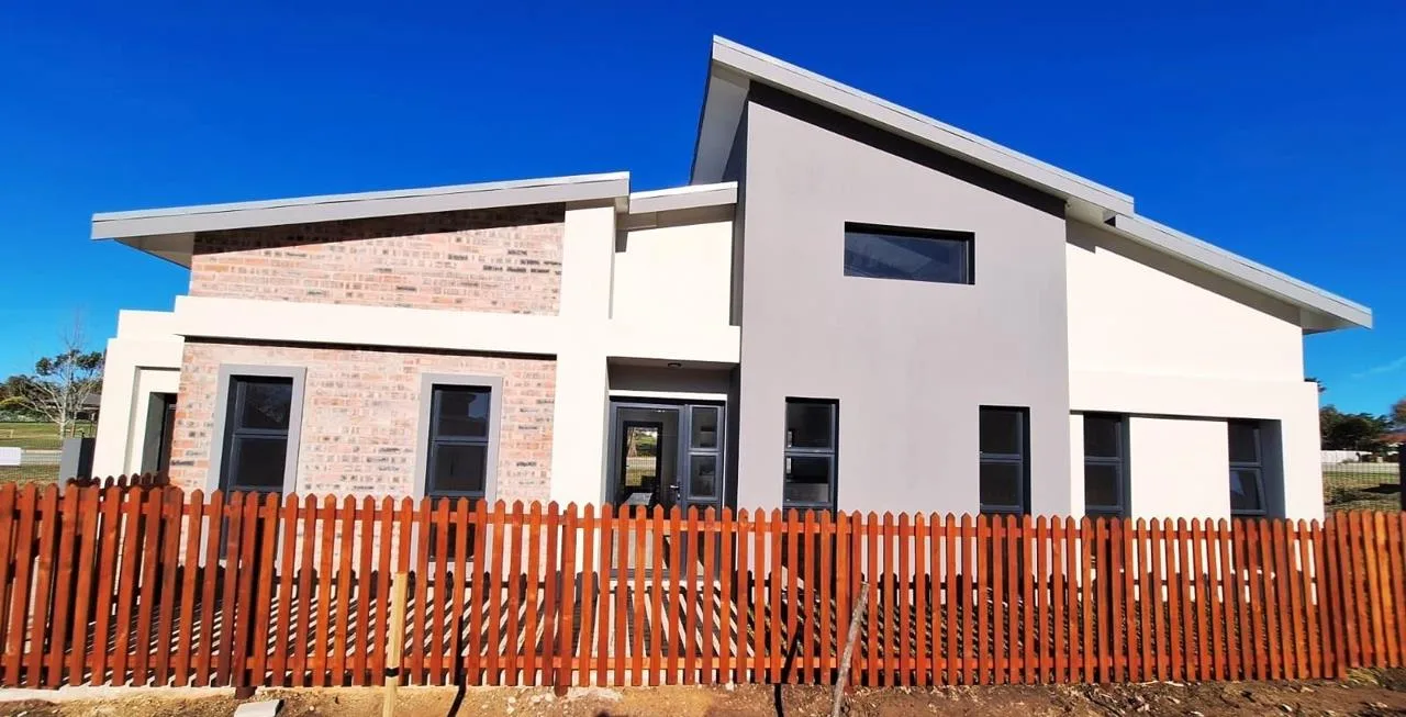 2 Bedroom House to rent in Heatherlands