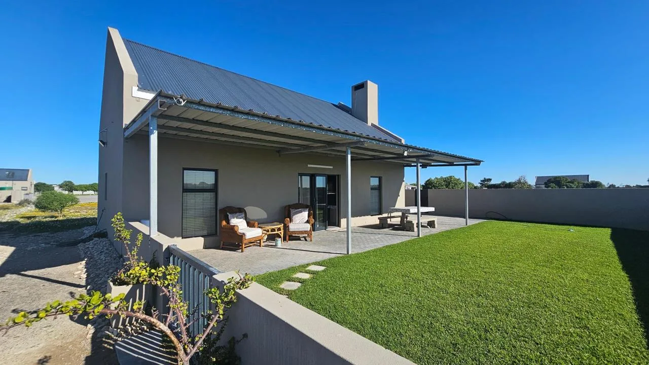 3 Bedroom House to rent in Long Acres Country Estate