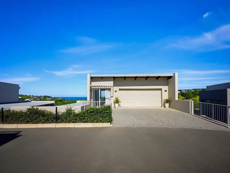 3 Bedroom Townhouse to rent in Zululami Luxury Coastal Estate