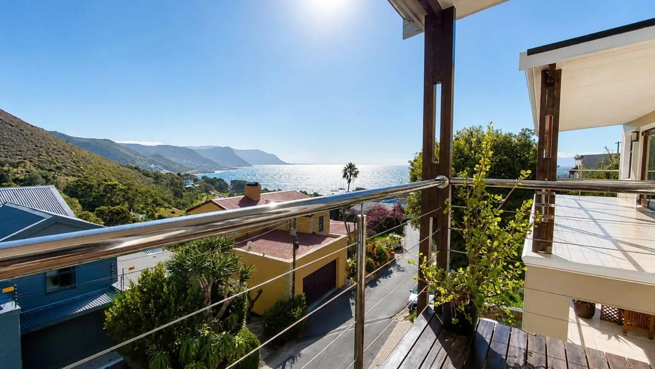 4 Bedroom House to rent in Admirals Kloof
