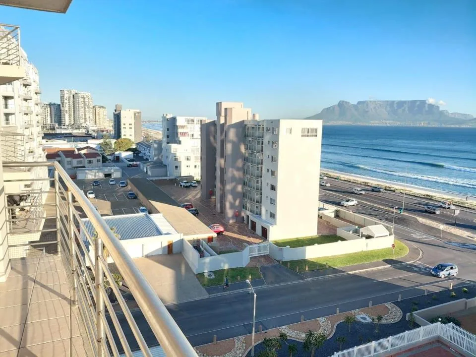 2 Bedroom Apartment / flat to rent in Beachfront