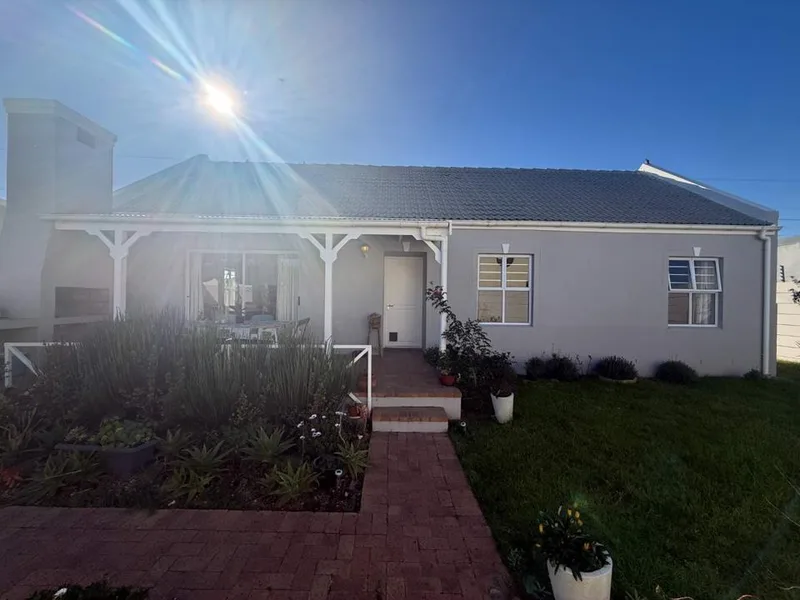 3 Bedroom House to rent in Sunningdale