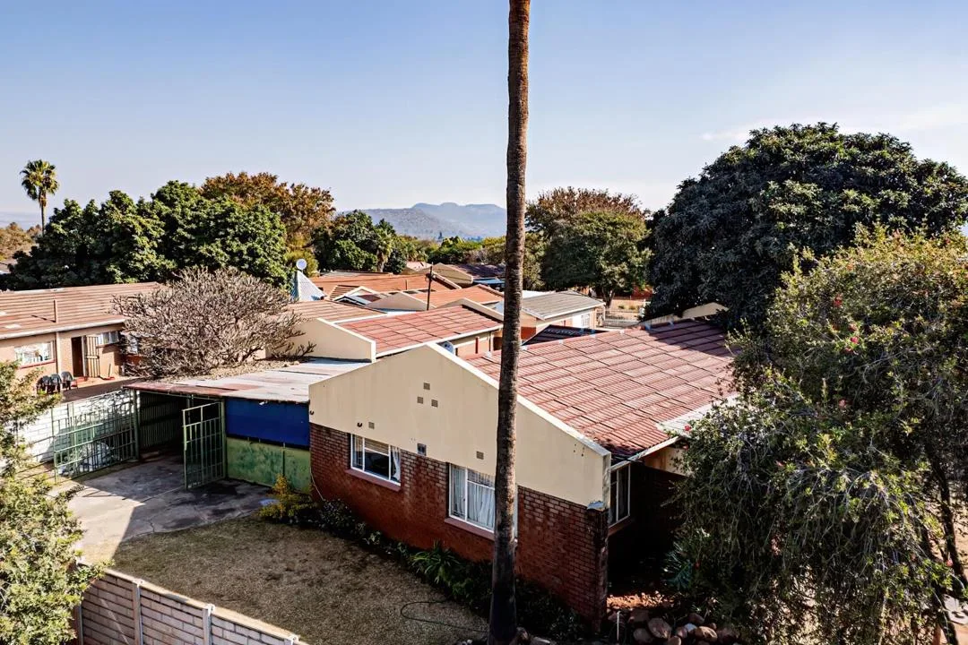 3 Bedroom House for sale in Mooinooi