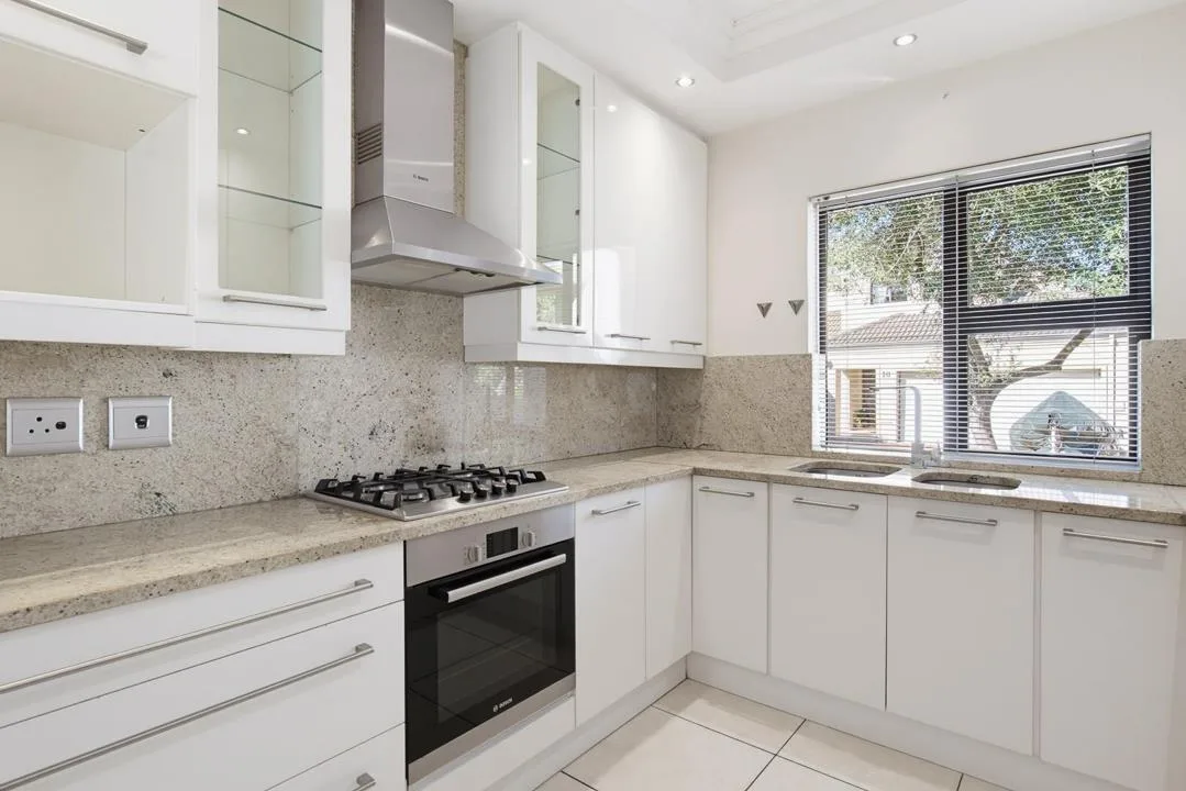 3 Bedroom Townhouse to rent in Bergsig