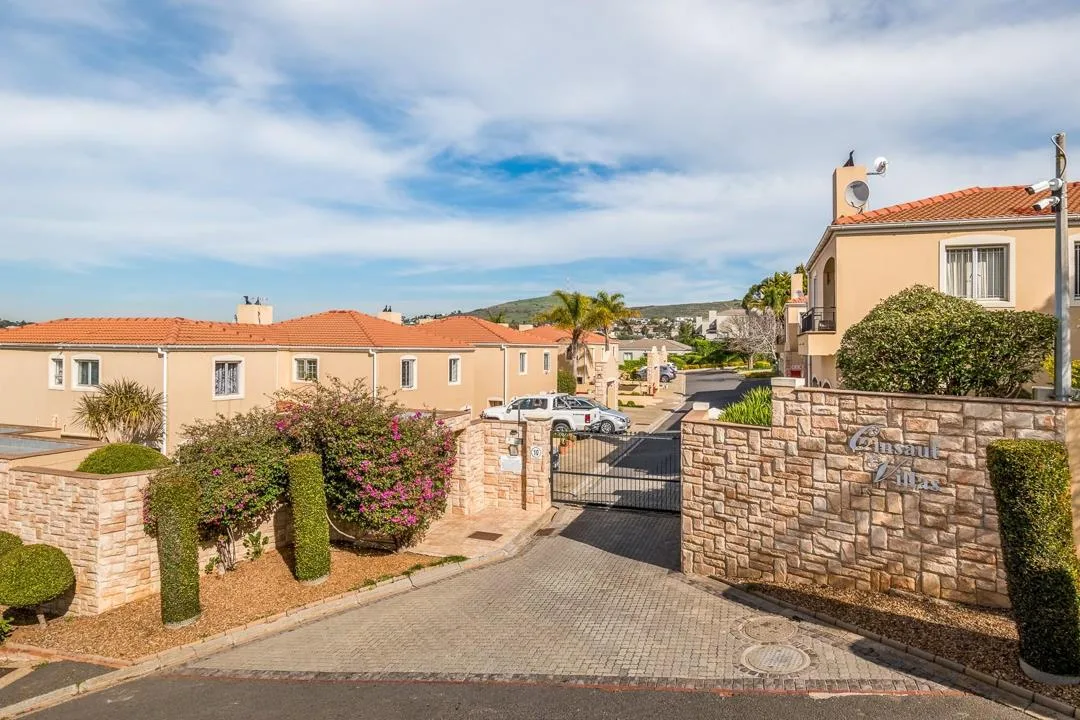 2 Bedroom Townhouse to rent in Oude Westhof