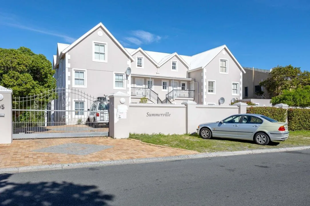 3 Bedroom Apartment / flat to rent in Hout Bay Central