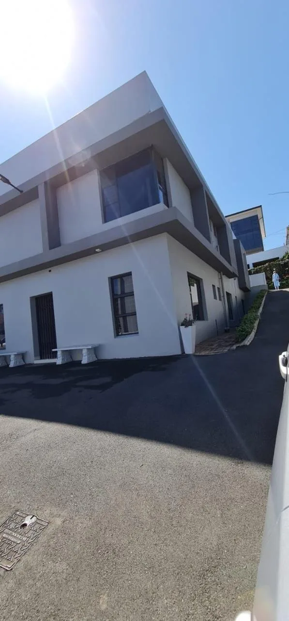 3 Bedroom Apartment / flat to rent in Sherwood