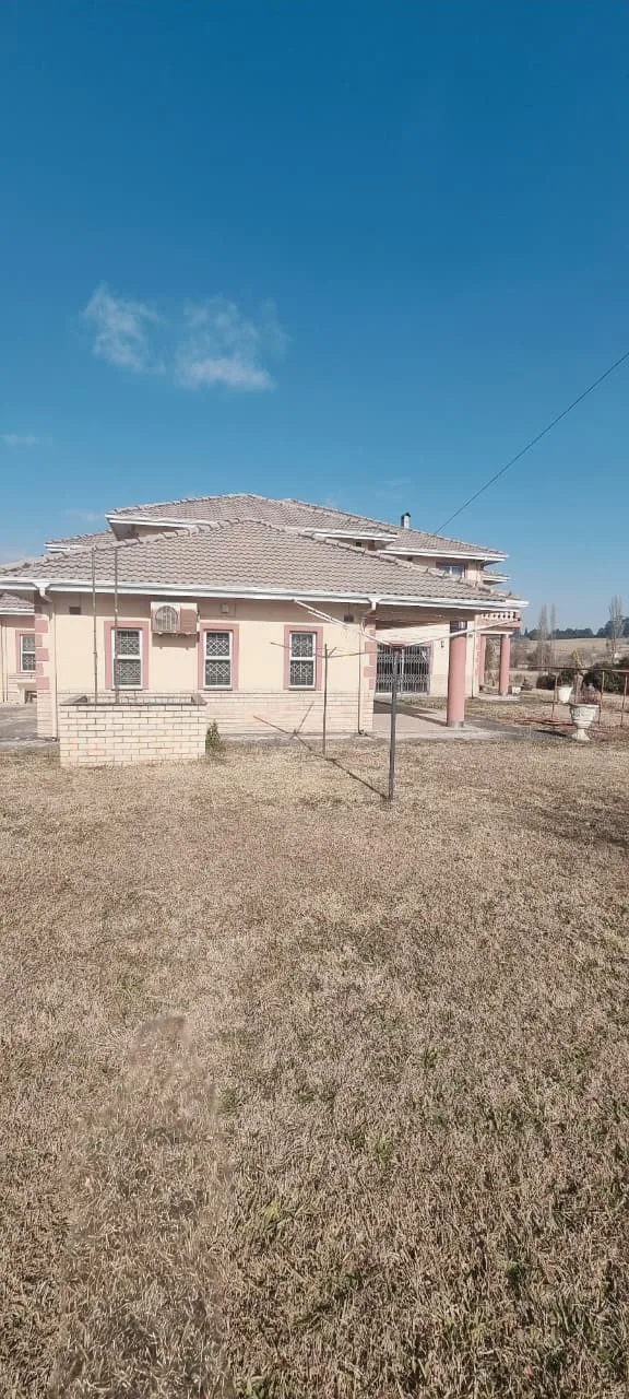 2 Bedroom House to rent in Merrivale