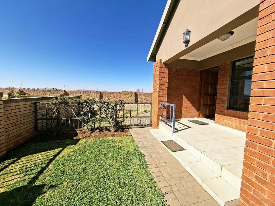 1 Bedroom Apartment / flat for sale in Vyfhoek