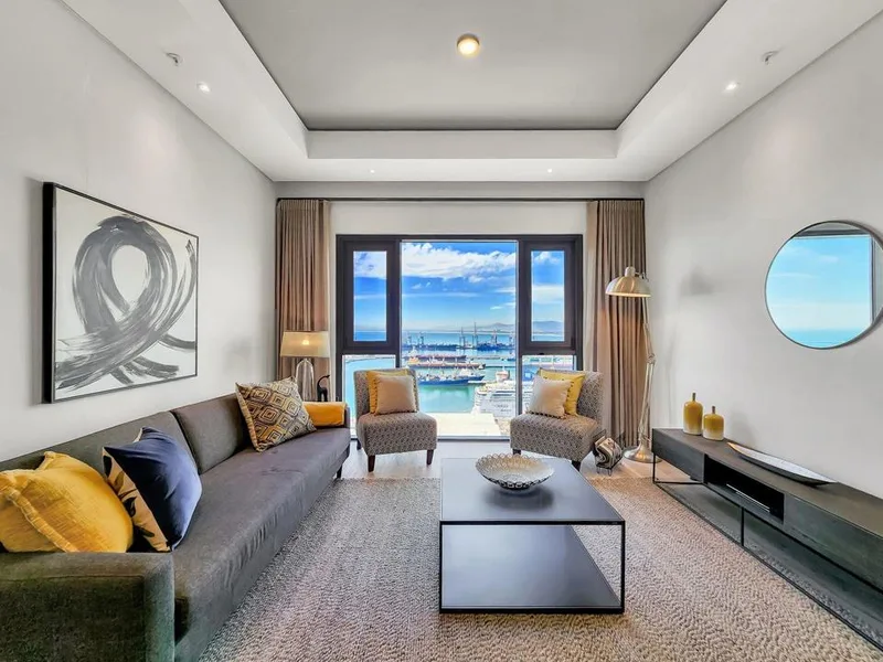0.5 Bedroom Apartment / flat to rent in Foreshore