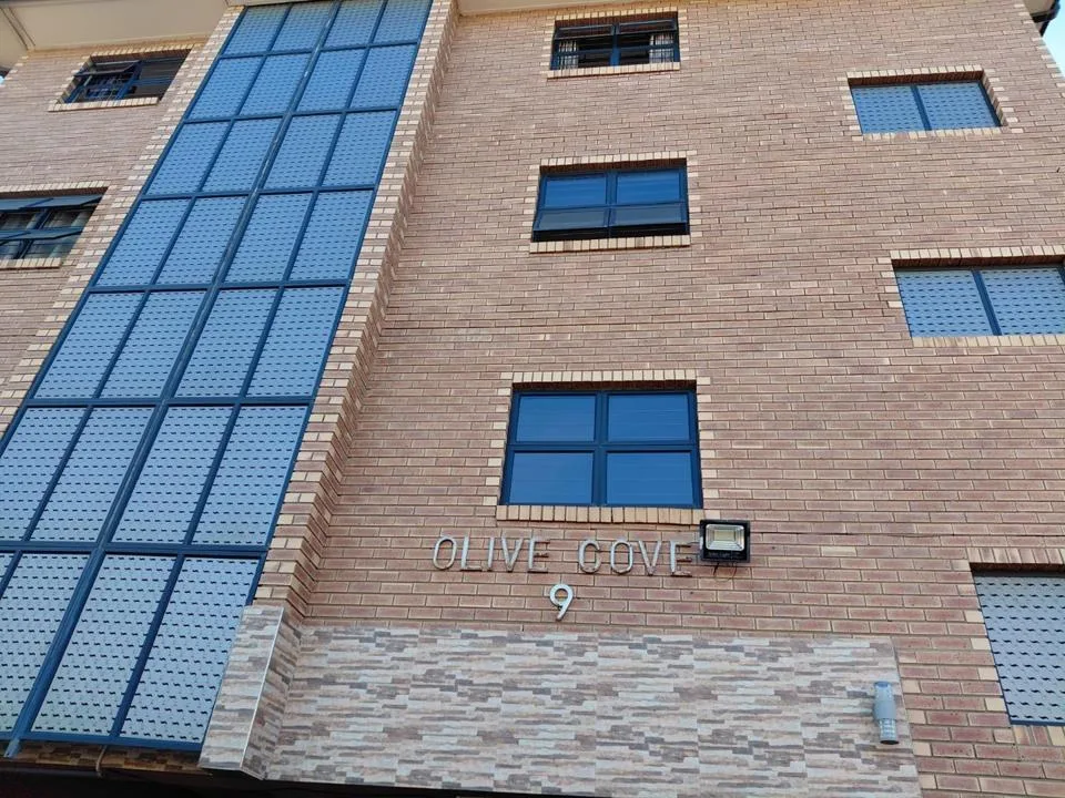 3 Bedroom Apartment / flat to rent in Morningside