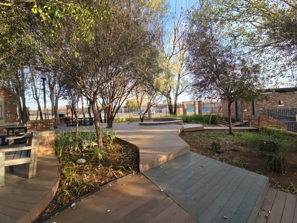 1 Bedroom Apartment / flat for sale in Van Der Hoff Park