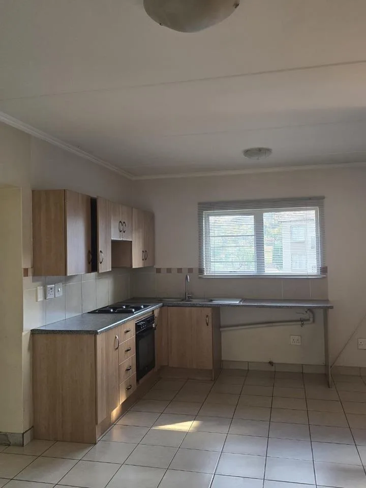 2 Bedroom Apartment / flat to rent in Olifantsvlei
