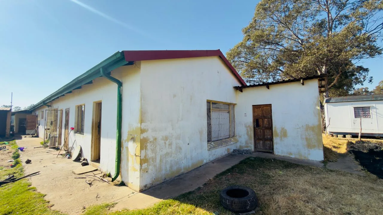 House for sale in Walker Fruit Farms