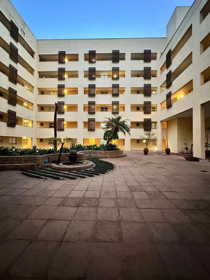 2 Bedroom Apartment / flat to rent in Umhlanga Central