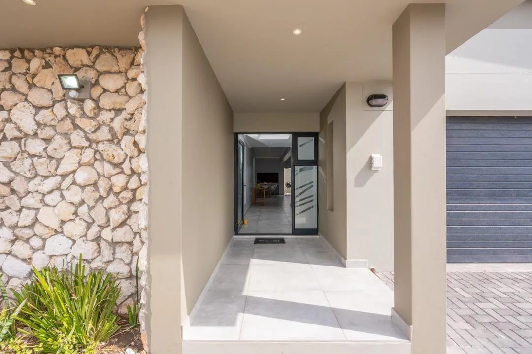 3 Bedroom House to rent in Calypso Beach
