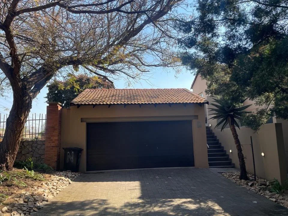 2 Bedroom Apartment / flat to rent in Midstream Estate