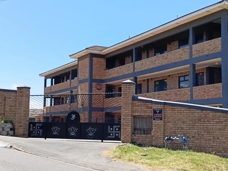 2 Bedroom Apartment / flat to rent in Clare Hills