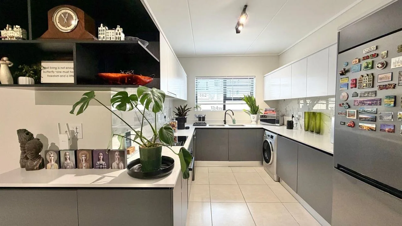 3 Bedroom Apartment / flat to rent in The Huntsman