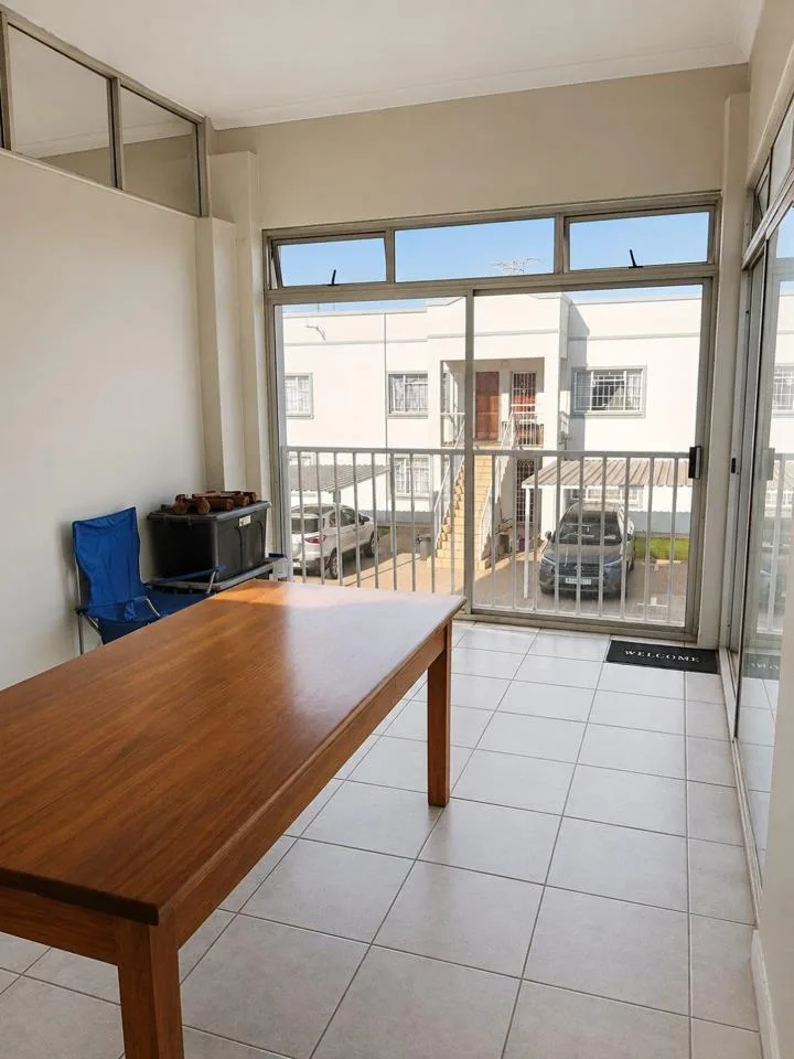 3 Bedroom Apartment / flat for sale in Kannoniers Park
