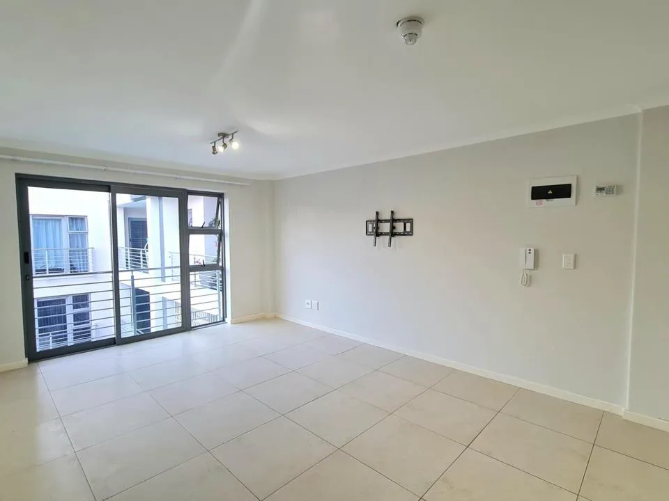 1 Bedroom Apartment / flat to rent in Claremont